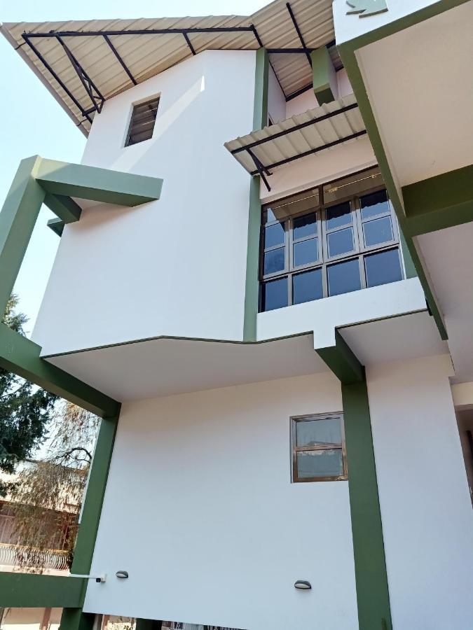 Khriang Khongwir Homestay Shillong Eksteriør billede