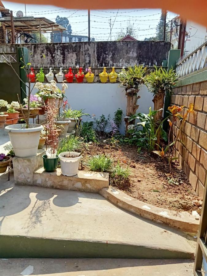 Khriang Khongwir Homestay Shillong Eksteriør billede